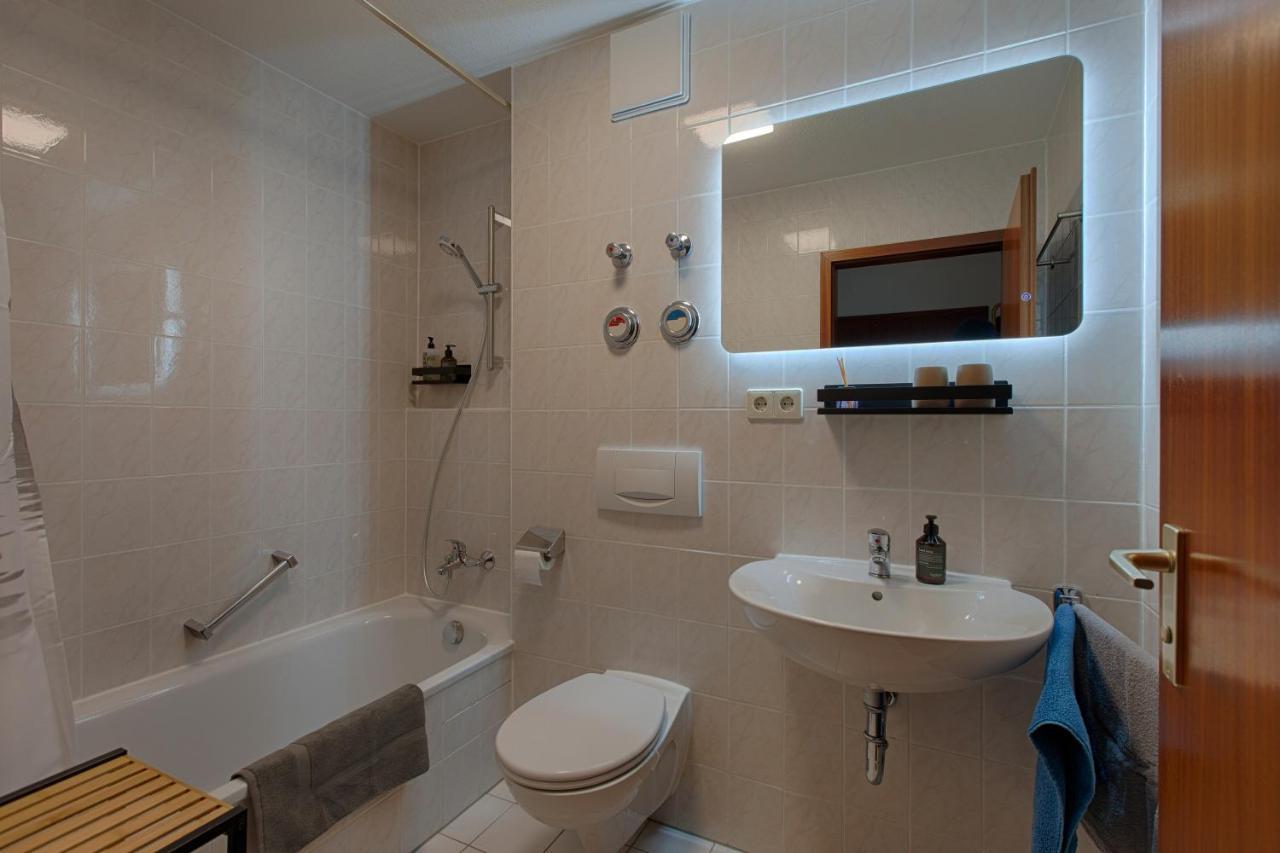 Lamiacasa Business-Family-Near Bosch-Airport Apartment Ренинген Екстериор снимка