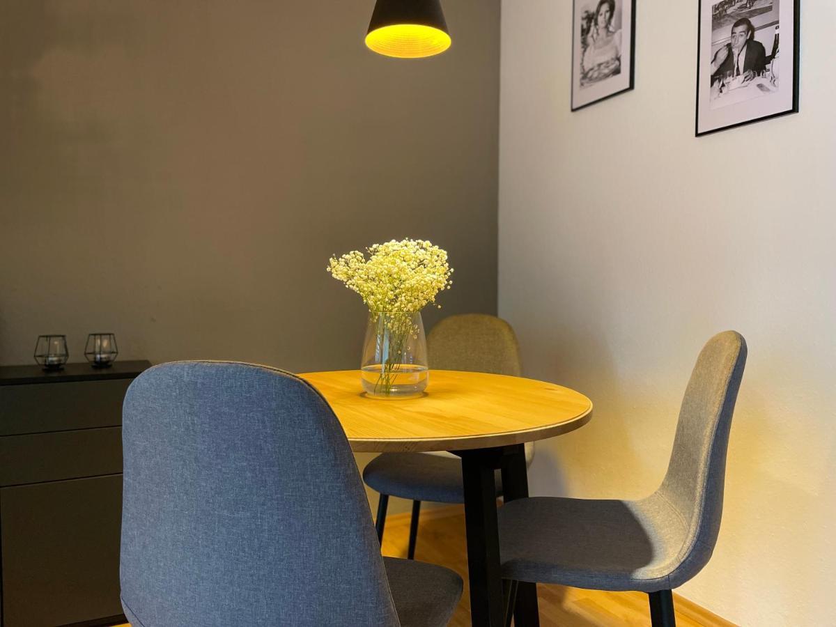 Lamiacasa Business-Family-Near Bosch-Airport Apartment Ренинген Екстериор снимка